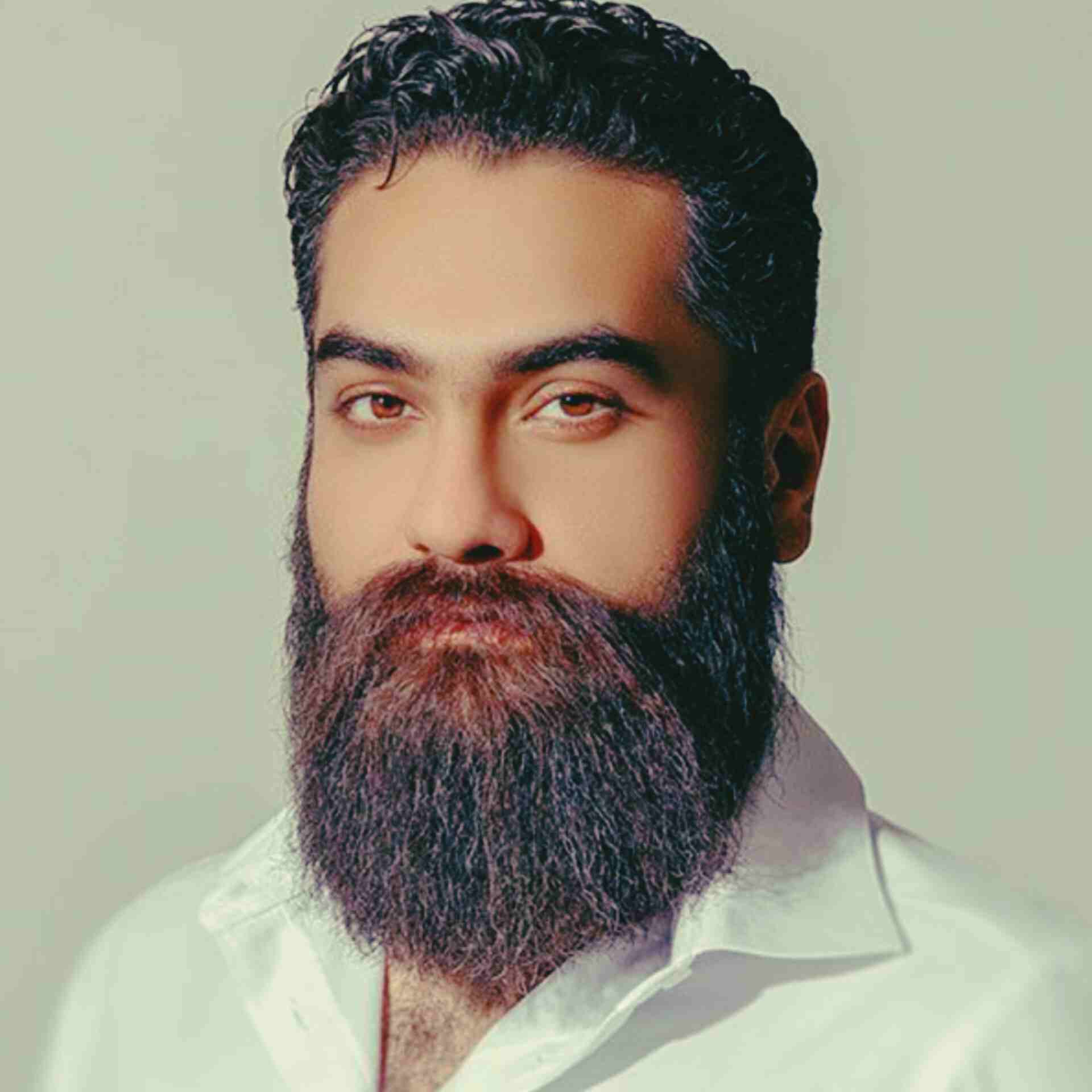 دانلود اهنگ علی زندوکیلی کنار من نیستی مقابلم نباش عاشقترم نکن
